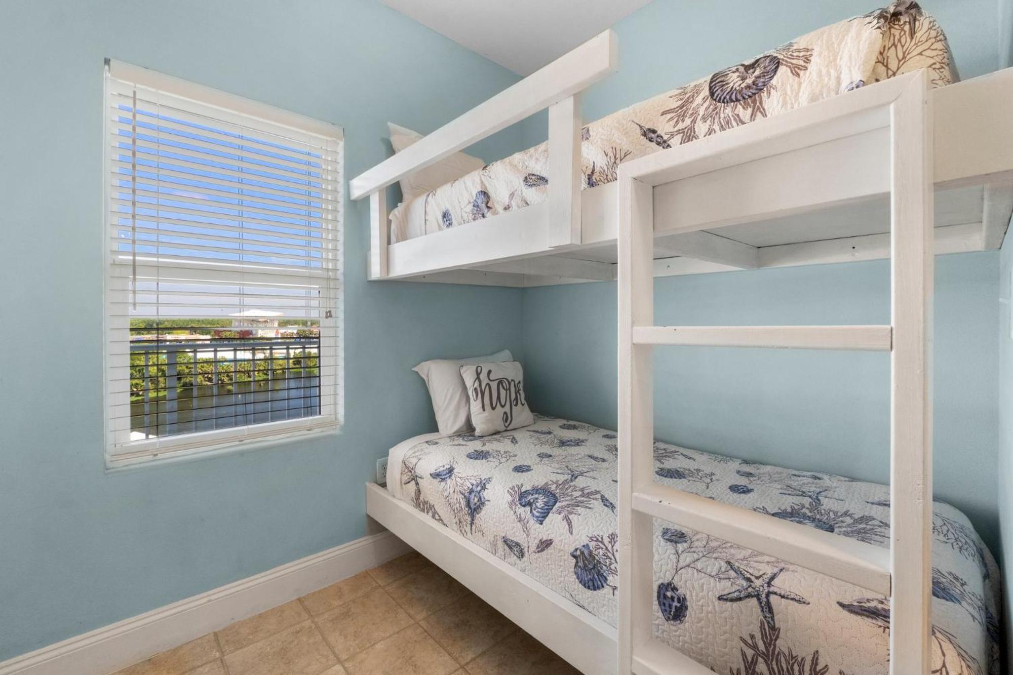 Keep It Beachy At Laketown Wharf #611 By Nautical Properties Vacation Rentals Panama Stadt Exterior foto